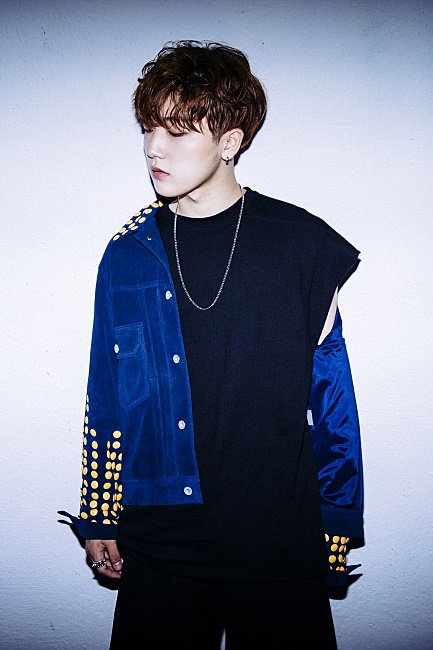 i_ihan20954's tweet photo. 161108 N년전 오늘의 상원이 🐶
[📸] #ToppDogg  #Firststreet  #RainyDay 
#서상원 #XLIMIT 
naver music https://t.co/CbM66ARHj4