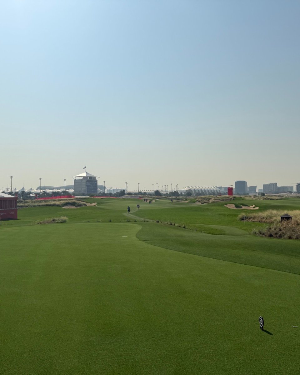 BernhardCompany's tweet photo. 🏌️‍♂️ Precision meets performance at the HSBC Championship, Yas Links, Abu Dhabi.

This week, our team has been on the ground alongside our trusted distributor, Delta Turf Care, supporting Equipment Manager Dewald and his crew in preparing one of the most immaculate courses in world golf.

With the help of volunteers from South Africa to the UK – including Barry Drennan at the request of the DP World Tour and Superintendent Corey Finn – the team has achieved truly world-class playing surfaces.

The results speak for themselves:
 ⛳ Greens at 1.3 mm (bench set, 1 mm actual)
 🏌️ Tees & aprons at 3 mm
 🌱 Fairways at 5 mm

Proud to see Bernhard precision playing its part in delivering turf excellence at the very top level of the game.