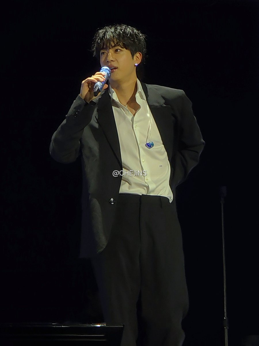 seokjinfile's tweet image. I’m voting #Jin for #2025MAMAVOTE