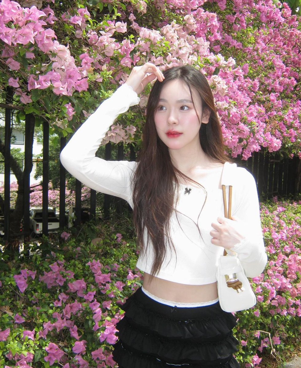 จัสมินคาเมล่า🧞‍♀️ tweet media