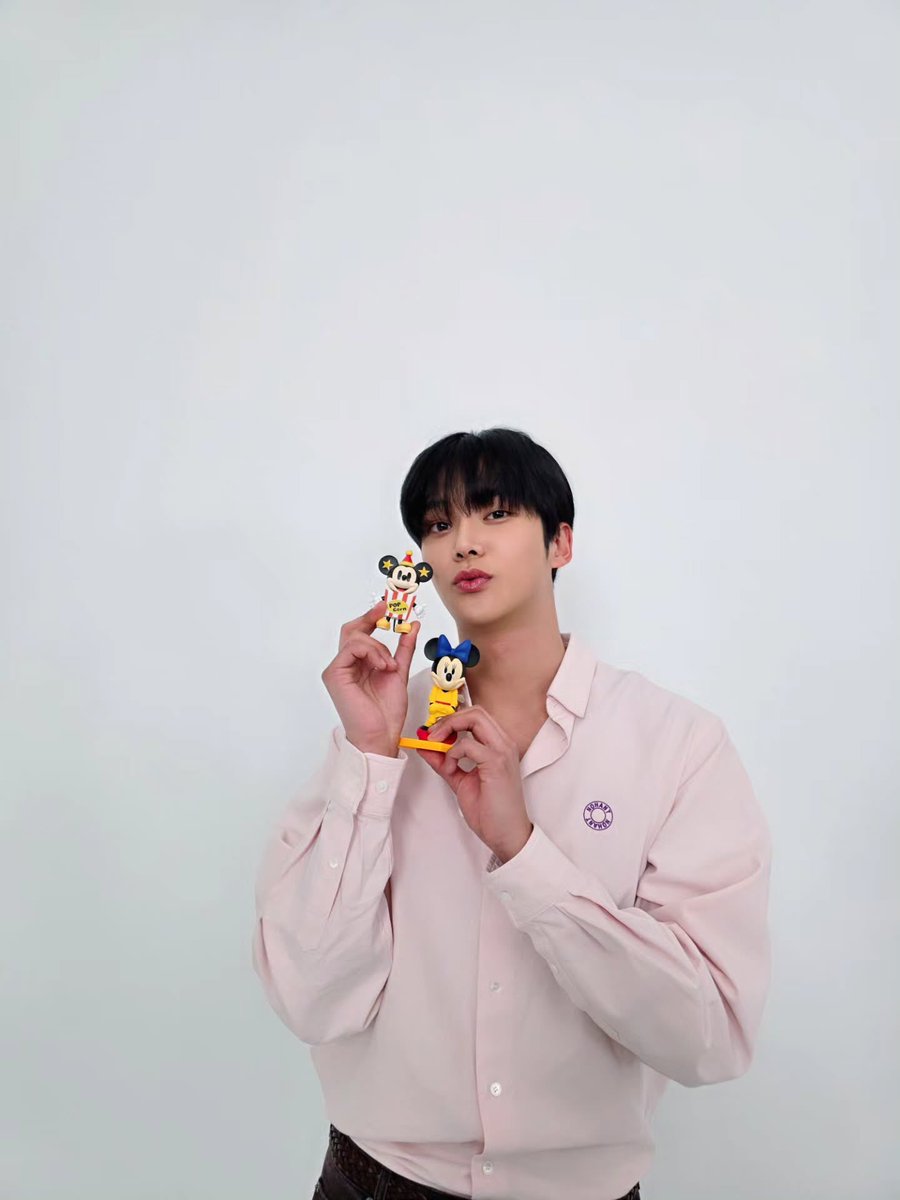 로운 전역 디데이 tweet media