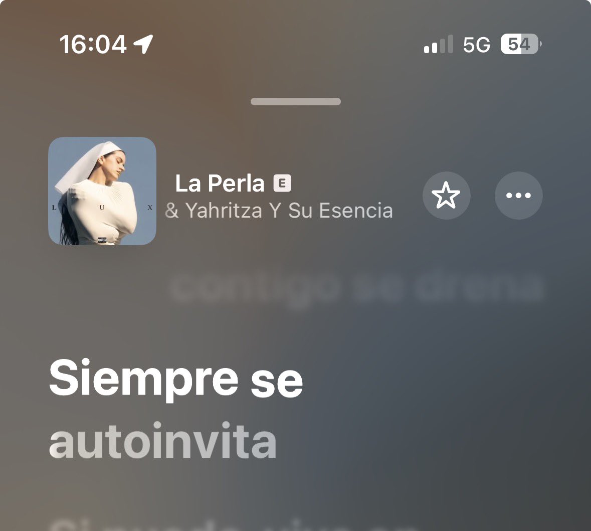 motoXUvt's tweet image. dos imágenes se entienden mejor juntas