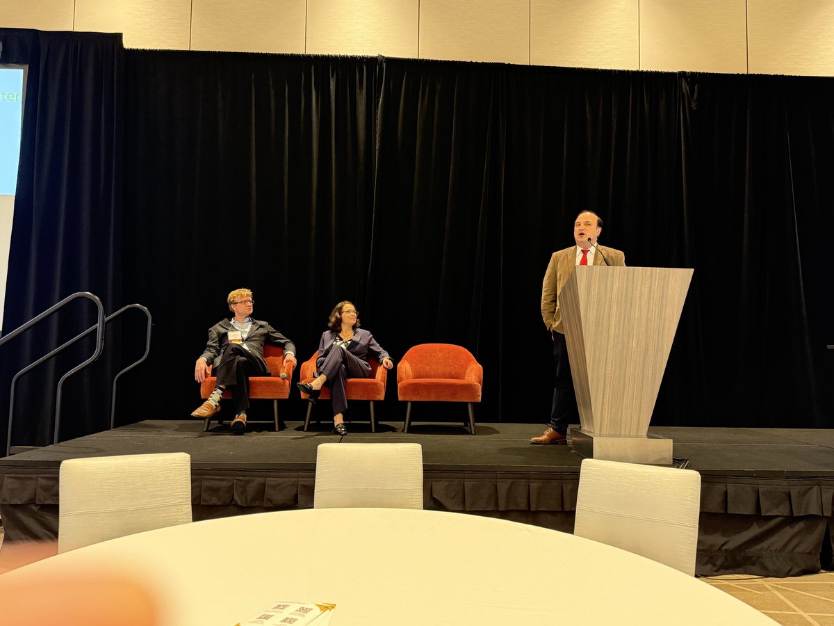 #advocacy panel at <a href="/OhioAcp/">ACP Ohio</a> #ACPOH25 with <a href="/hvarghai/">Houman Varghai</a> <a href="/EllenGelles/">Ellen Gelles</a> and <a href="/bryanhambley1/">Bryan Hambley</a> 

#careforohio #improud #aim <a href="/SEricksonACP/">Shari Erickson (she/her/hers)</a> <a href="/ACPIMPhysicians/">ACP</a>