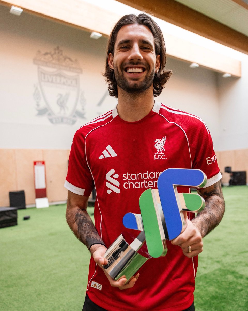 🚨⚠️ عــاجــل ورســمــيًــا ⚠️🚨 

سوبوسلاي لاعب الشهر في ليفربول.