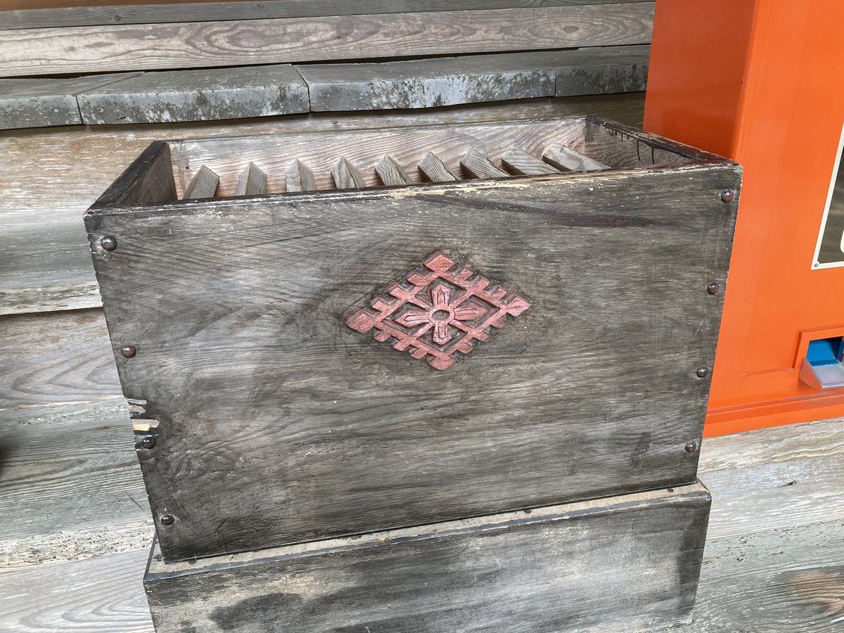 高僧の木像 ミャンマー 卸売りホビー・楽器・アート - 高僧の木像