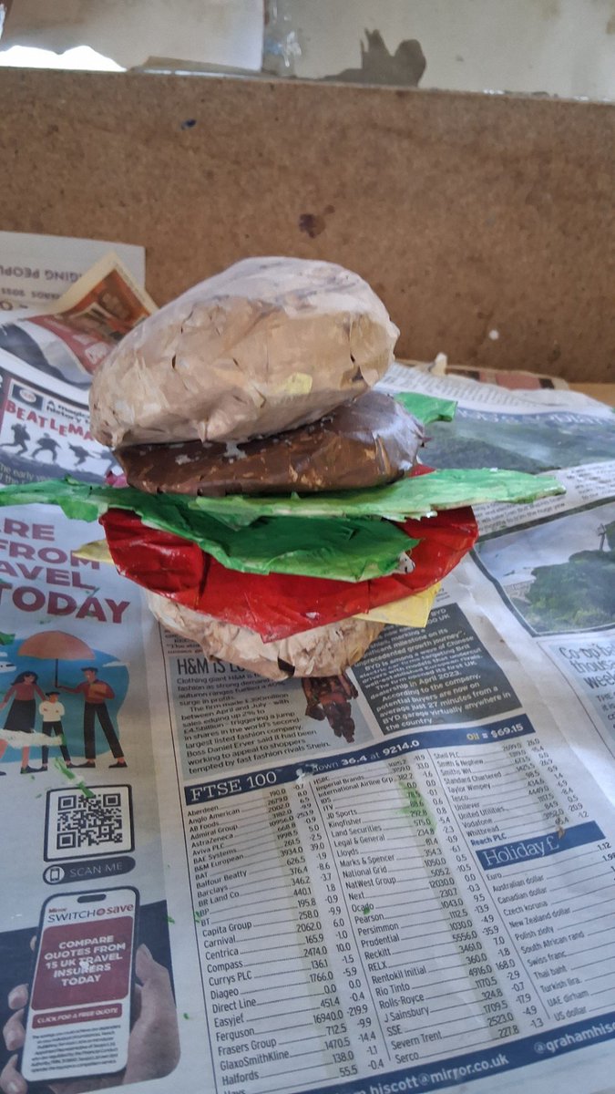 Paint brushes at the ready! 🖌🎨
The set design team have been letting their creativity fly after starting on props this week!

If you're feeling creative do come along and help out!
👩‍🎨👨‍🎨

Reminder Set Design Club is on Wednesdays 3-4pm in art