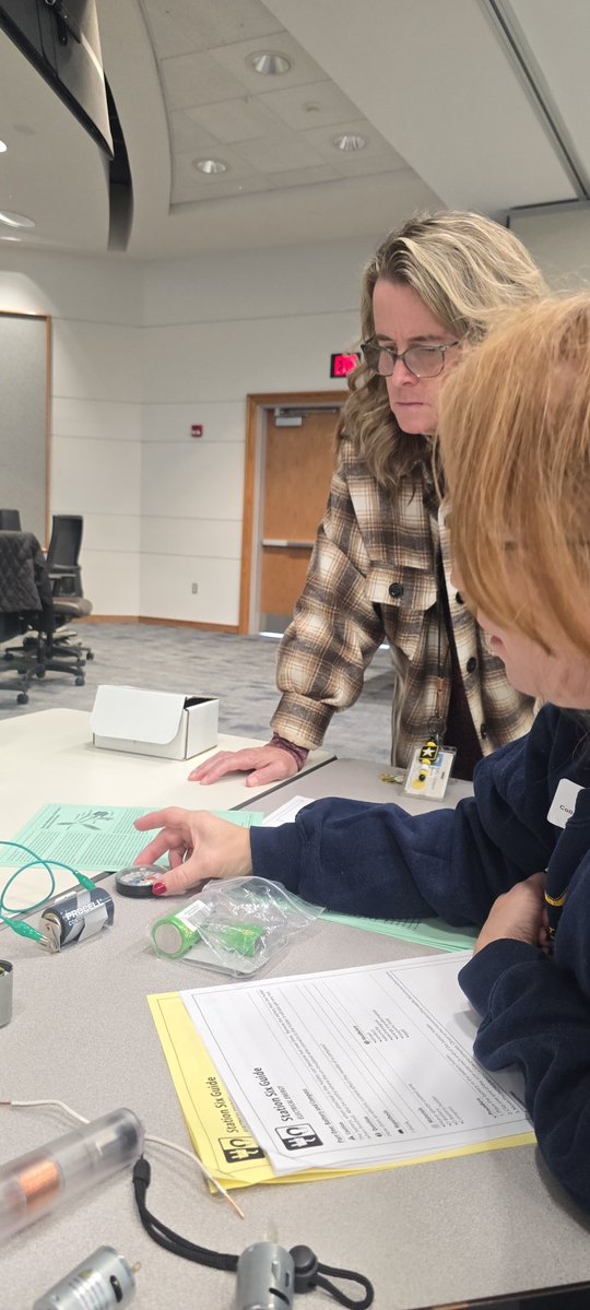 NicoleITSnVB's tweet image. Enjoying the science experiments and hands-on training today!  Thank you DTAL!  @CPES4LIFE @vbschools @DrManigo @smitherette @NancyeFlinn @tatjana_heintz #vbits #wearevbschools @sarapmendez1