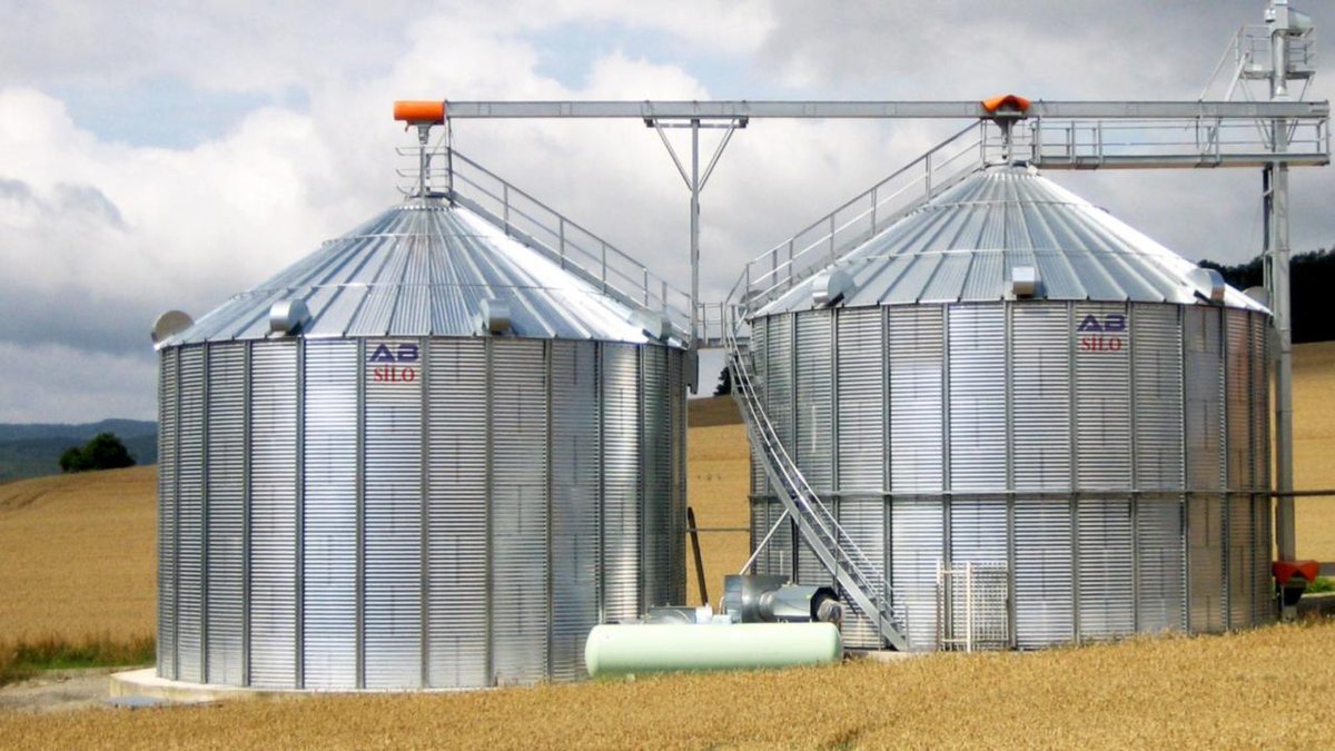 Tarımsal destek ödemeleri bugün çiftçilerin hesabına yatırılıyor. Toplam 1 milyar 522 milyon TL destek sağlanacak. Süt, kırsal kalkınma ve hayvan gen kaynakları destekleri de içeriyor. 🌾 #Tarım #DestekÖdemesi #Çiftçi #Türkiye