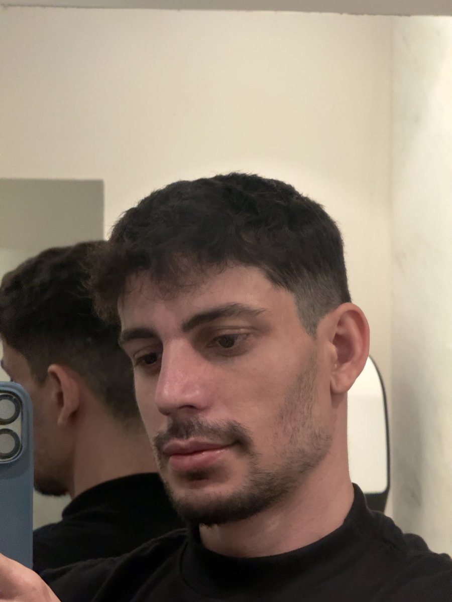 freitazon's tweet image. 