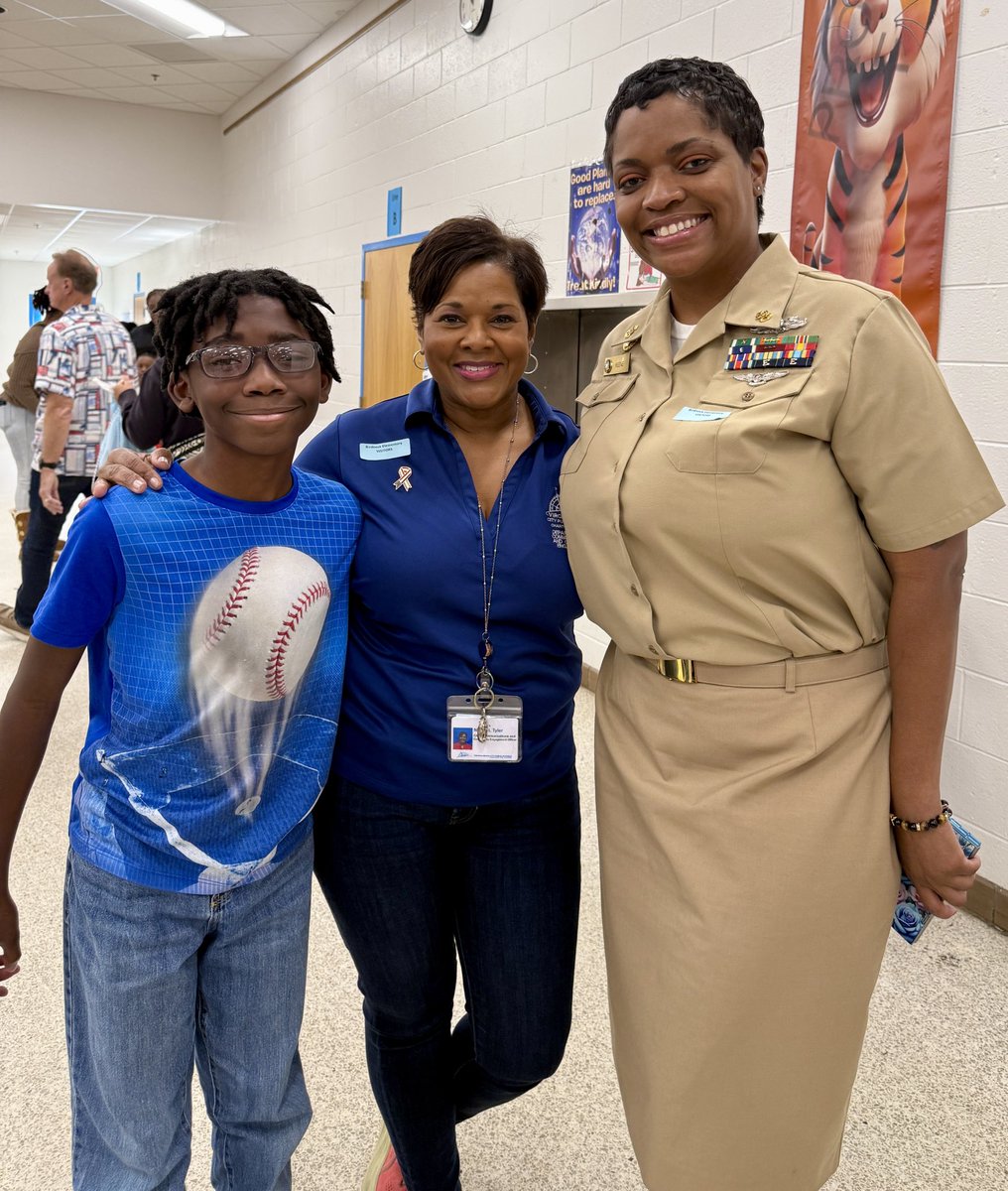 LivasNicole's tweet image. Thank you @BirdneckES1 for inviting me to the &quot;Salute to our Veterans&quot; program. 🇺🇸
What an amazing group of students and staff! @vbschools @VBFACE1 #VeteransDay2025 #WeAreVBSchools
