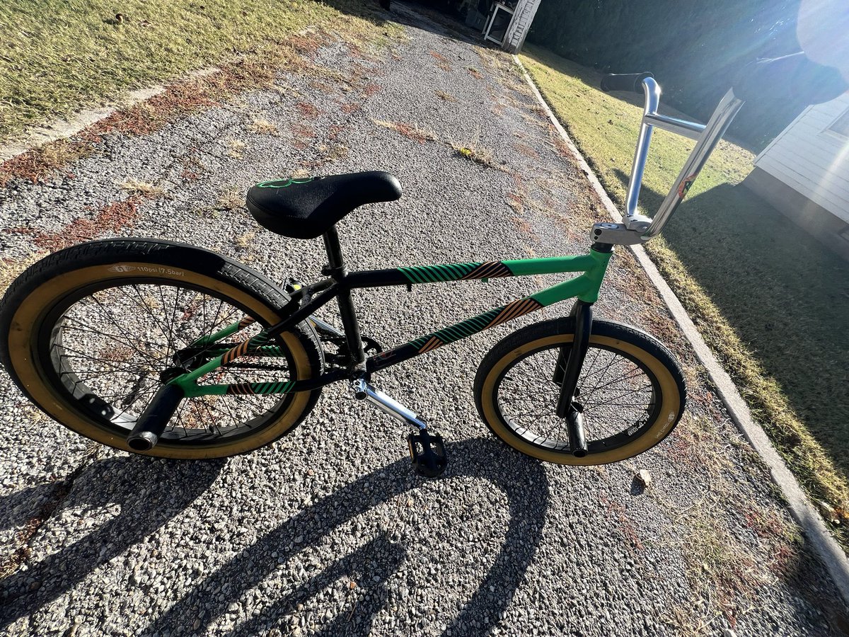 mefforts tweet media