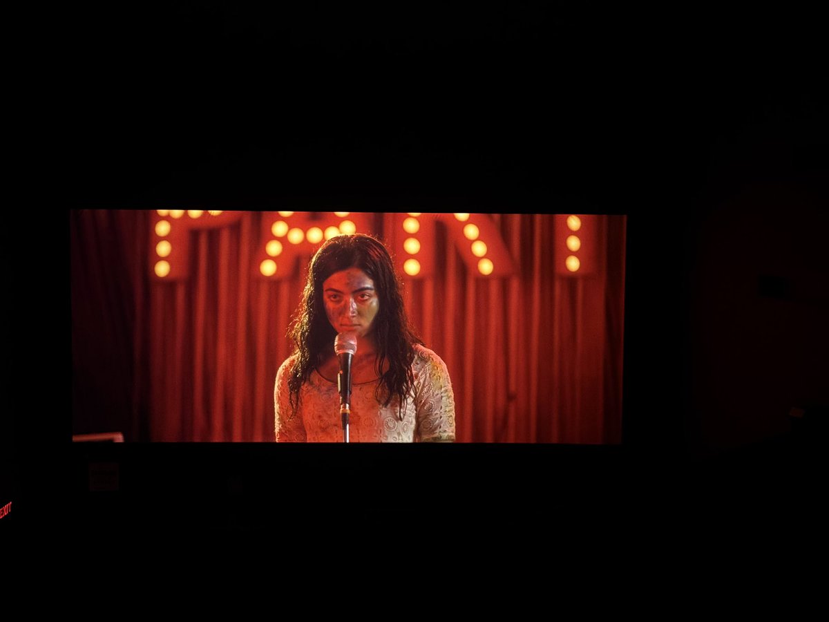 #TheGirlfriend - Beautiful cinema❤️ <a href="/iamRashmika/">Rashmika Mandanna</a> is impeccable and truly unstoppable. The graph just keeps climbing! Her portrayal of Bhooma stands as a testament to her craft and range as an actor. Huge props to <a href="/23_rahulr/">Rahul Ravindran</a> for striking the right chord this time.

3.25/5