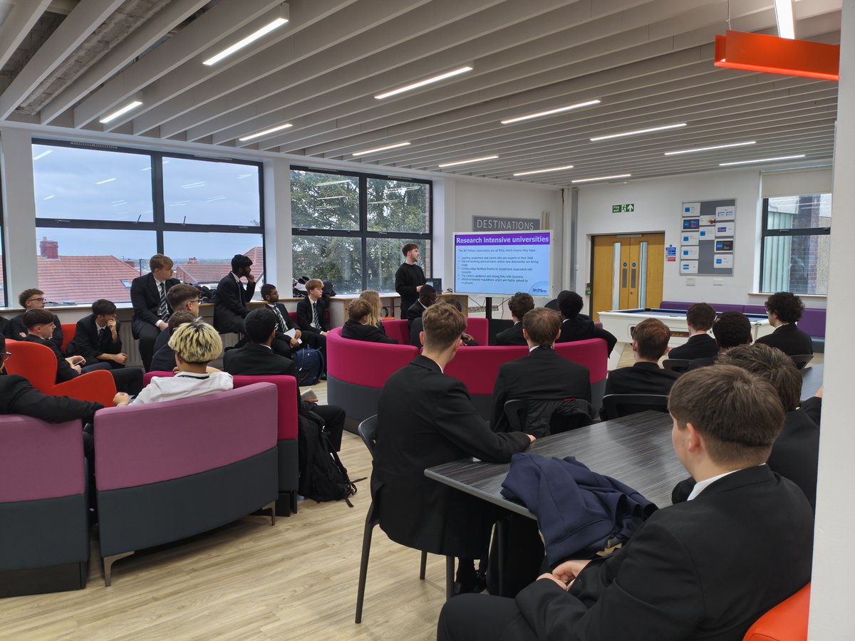 Y12 introduced to <a href="/RealisingOpps/">Realising Opportunities</a>
RO is a unique collaboration of research intensive universities working to promote fair access and social mobility of students from under-represented groups. #BeyondStCuthberts