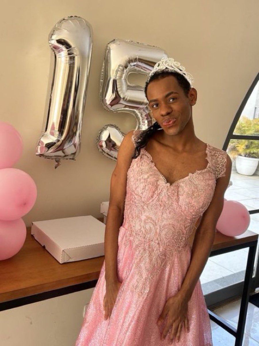 SunShiny tweet media