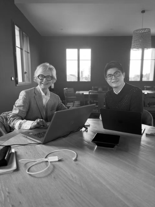 Roland_Coiffe's tweet photo. INSIDE LA PLACE - THE TRANSFORMATION OF ANGÉLUS INTO AN ICONIC WINE FROM 2018 🍷
📌 Alexandre MA
"From 2017, Angélus became almost pinoté; the true new chapter began 2018-2019 when it became iconic."
https://t.co/7nplYYHCos https://t.co/mIoYStPlgh