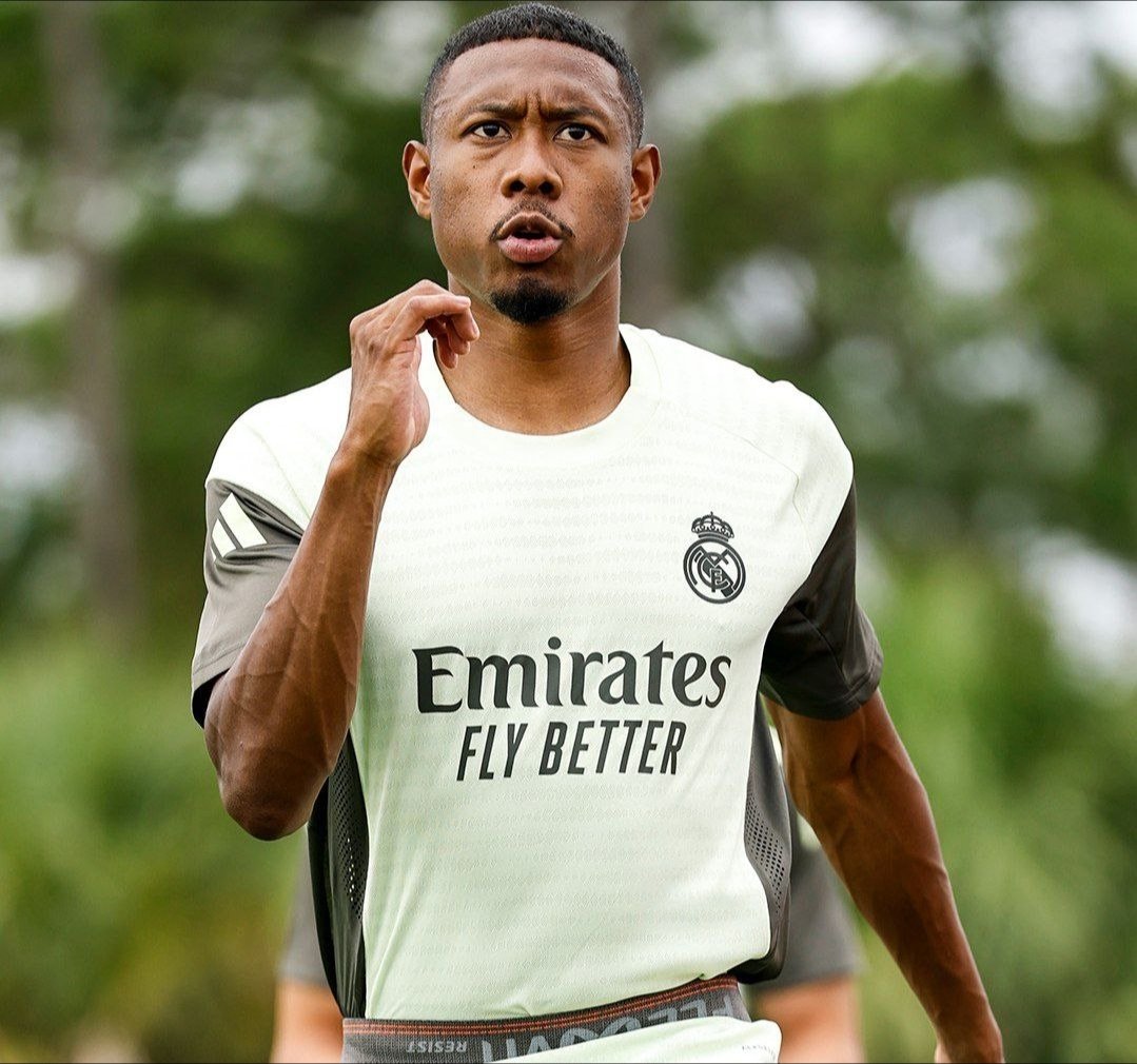 ✅ David Alaba ha realizado la mayor parte del entrenamiento hoy con el grupo.

Todo apunta a que mañana se ejercitará con total normalidad junto al resto y será convocado contra el Rayo Vallecano.