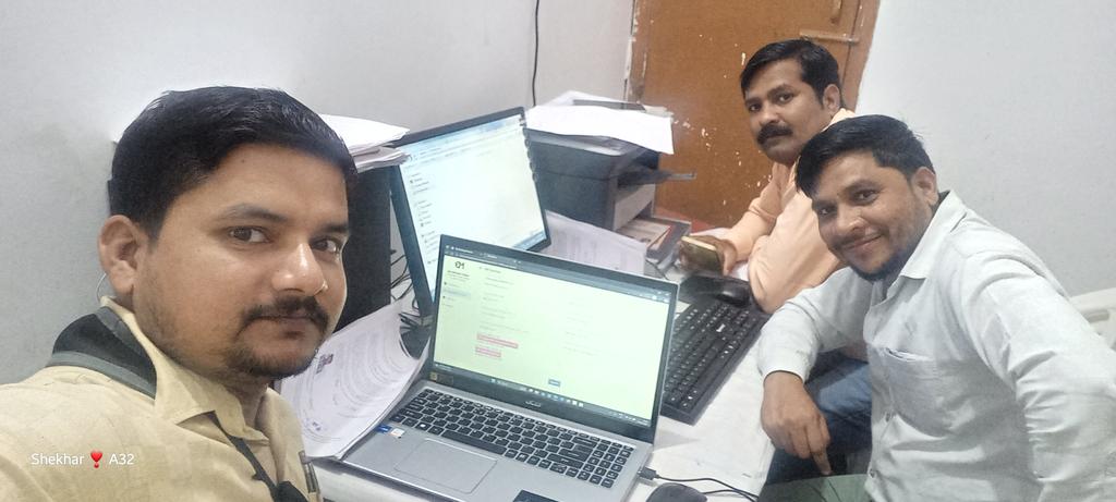 spshekharyadav's tweet image. तुम्हारा मूल्य तुम्हे पता होना चाहिए...
चार लोग जो कहते हैं वह उनकी बुद्धि का स्तर है। 💯

#Worktime #samajwadiparty #office 

#शुभरात्रि 🌹🙏