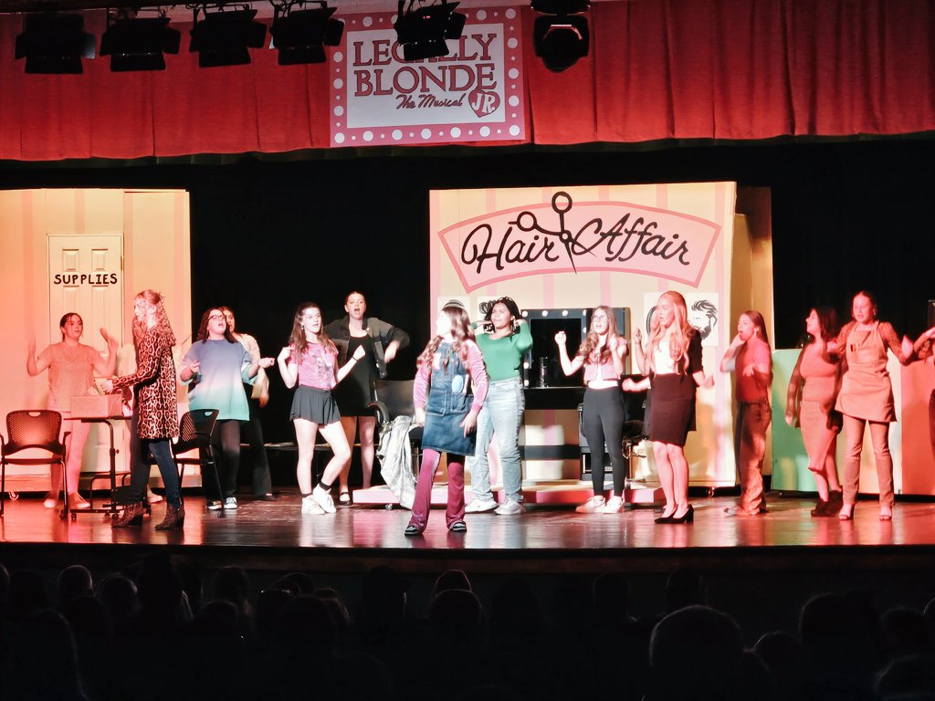 LPS_Supt's tweet photo. π WOW! Last nightβs Legally Blonde performance at Wapahani was absolutely amazing! Our studentsβ talent, energy, and dedication lit up the stage. ππ
Donβt miss your chance to catch one of the remaining shows, come support our incredible cast! #LPSelma https://t.co/ARCFnipaZp