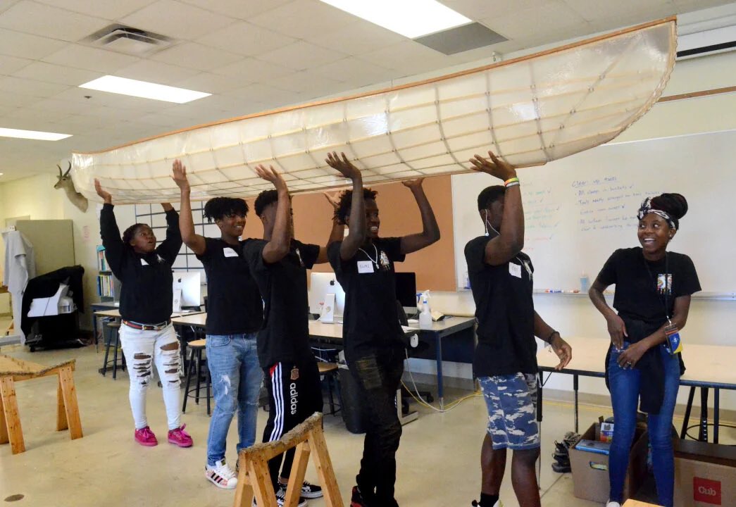 StPaulYouthSvcs's tweet image. At SPYS, our vision is a loving community where Black youth are safe to live fully and free. 🙌🏽

Our mission: to strengthen our community’s ability to engage and support Black youth through Smart, Fair &amp;amp; Loving℠ practices. 💛

DONATE TODAY: spys.org/donate