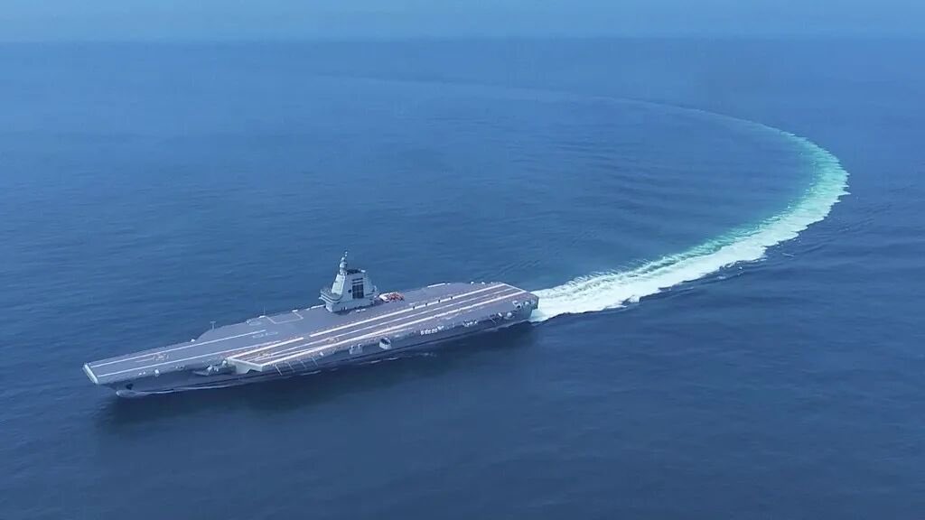 福建舰入列👍🏻👍🏻👍🏻