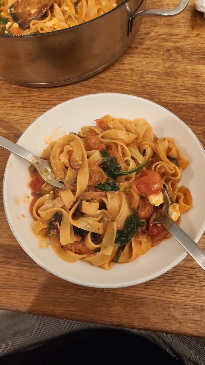 mein mentaler verfall ist daran erkennbar wie gut ich kochen kann