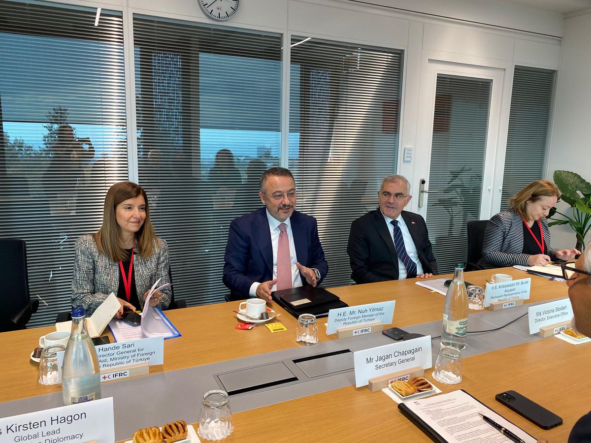 Deputy Minister Nuh Yılmaz held a meeting with Jagan Chapagain, Secretary General of the International Federation of Red Cross and Red Crescent Societies (IFRC), on the sidelines of the IFRC Disaster Response Emergency Fund (DREF) 2025 Pledging Conference in Geneva. 

They