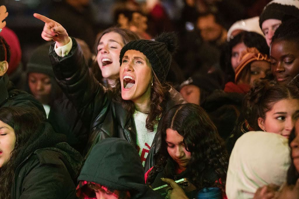 TheWharfDC's tweet image. It’s officially November which means The Holiday Boat Parade &amp;amp; Party is almost here! 🎄
 
On Saturday, December 6 jingle bell rock on the pier with cocktails from @JackDaniels_US and watch the fireworks over the Washington Channel. 

🎉 wharfdc.com/boatparade/