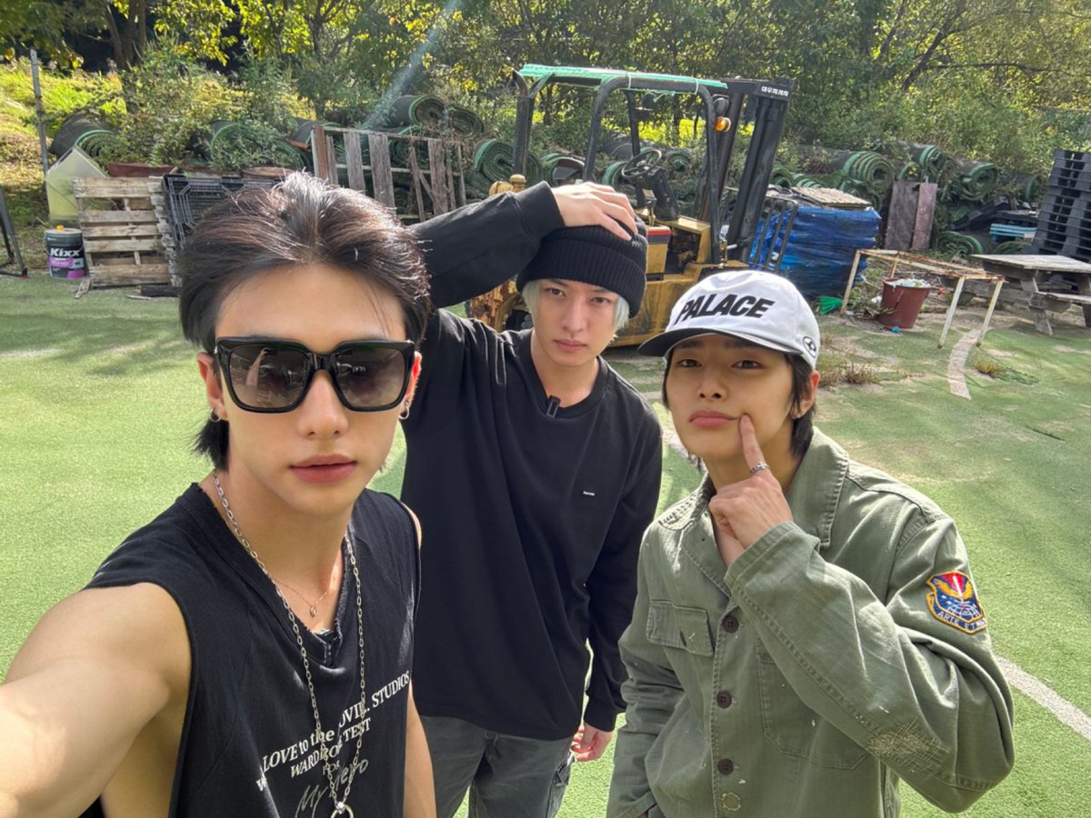 doureira's tweet photo. I vote for #StrayKids on #2025MAMAVOTE https://t.co/kX9X3BFuZc