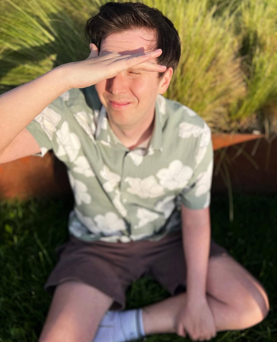 it’s #phanniefriday !! 
ft. my favorite undercover nerd merch🌟🪴