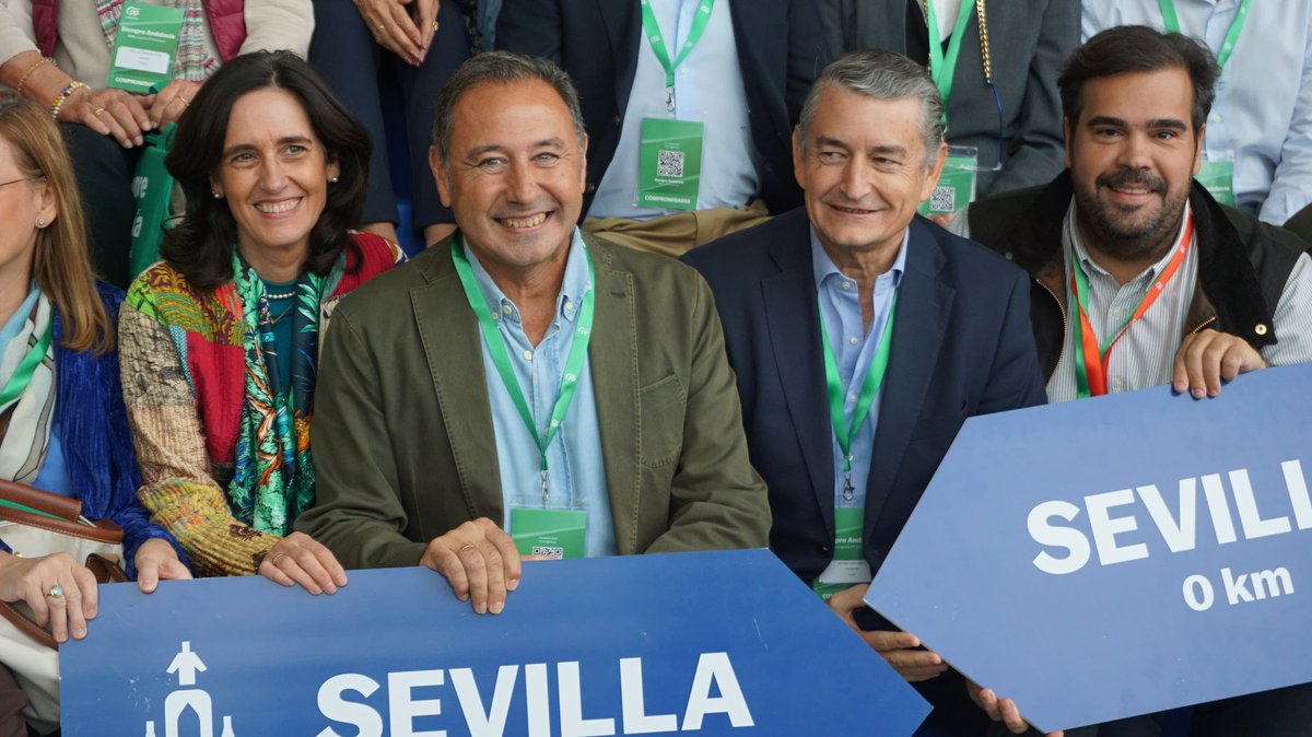 Hoy inauguramos el XVII del <a href="/ppandaluz/">PP de Andalucía</a> celebrando lo que somos: la fuerza del sur. 

Una #Andalucía que no se conforma, que imagina, que sueña y que avanza.

En estos seis años hemos demostrado que cuando creemos en nuestra tierra, Andalucía marca el paso. 

#SiempreAndalucía