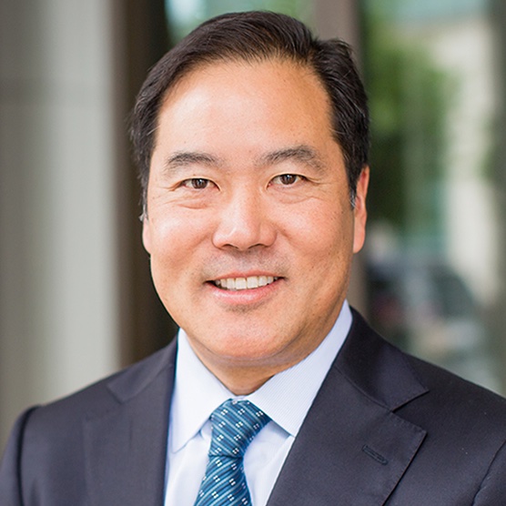 UCSFSurgery's tweet photo. ‼️We’re proud to announce Dr. Eric Nakakura as the new Medical Director for Mission Bay A5/A6 & UBLT at @UCSFHealth. A Stanford and Johns Hopkins–trained surgical oncologist, Dr. Nakakura will lead quality and throughput initiatives across Mission Bay👏
#UCSFSurgery #UCSFHealth https://t.co/hZzVWM1NdN