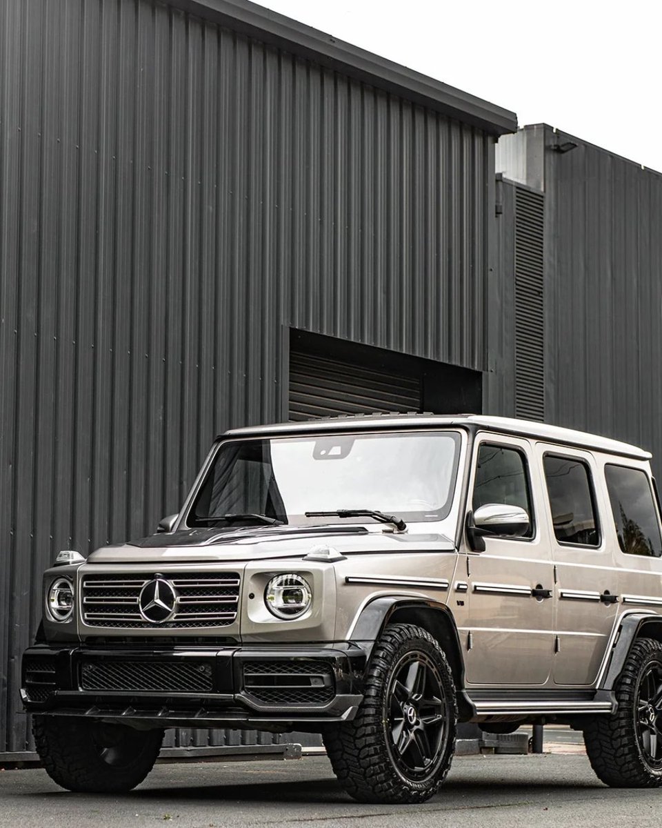 ProjectKahn's tweet image. Mercedes G-Wagon (2018–Present) G63 AMG G06 Light Alloy Wheels
Price: £2,900

Front Wheel Size: 9.5 x 22&quot;
Rear Wheel Size: 9.5 x 22&quot;
Colour: Satin Black

projectkahn.com/collections/g-…

Copyright Design by KAHN®

#ChelseaTruckCo #KahnDesign #Mercedes #GWagon #AMG #G63