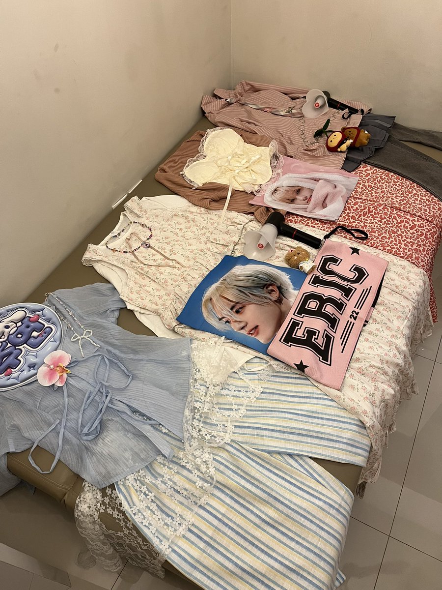 pita. 😼 tweet media