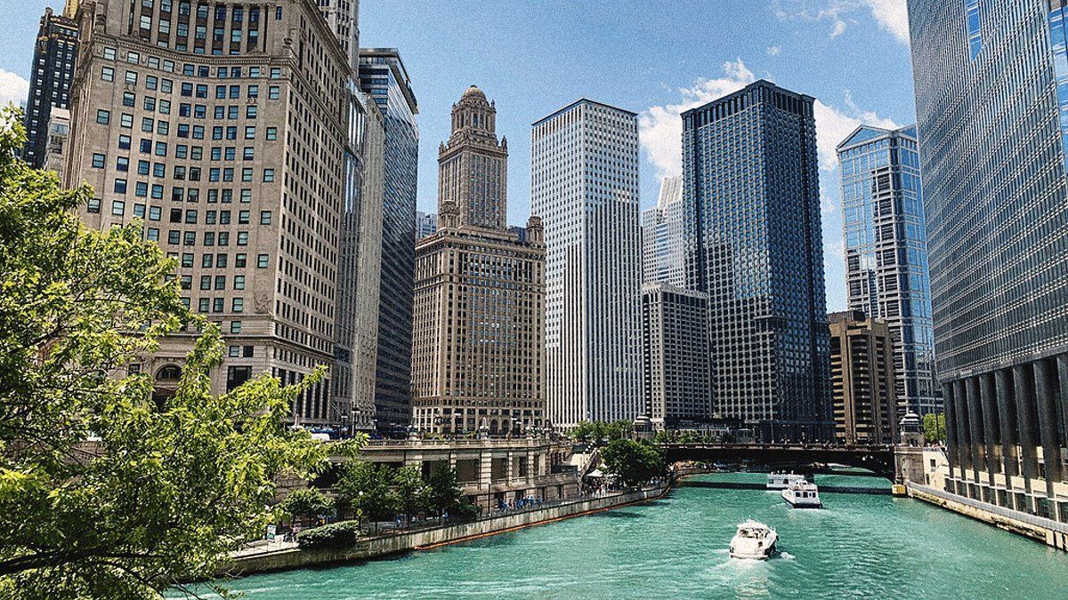 KoelisBx's tweet photo. We're in Chicago today and tomorrow at the LUGPA 2025 Annual Meeting! 
This meeting allows us to connect with independent urology practices from around the country and show them the value of the KOELIS Trinity system.
➡️ Full LUGPA schedule: https://t.co/GA8RDnhCAO https://t.co/TeEoL2ASyM