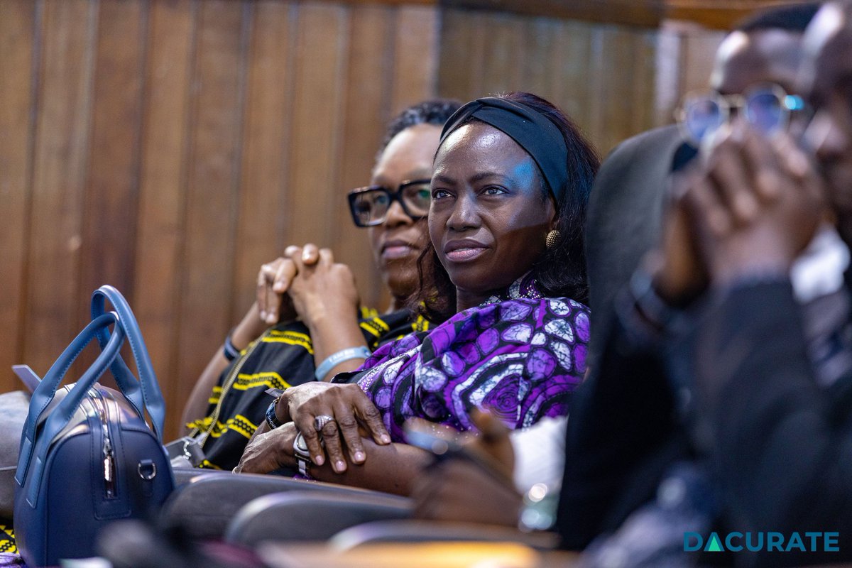 Dacurate tweet media