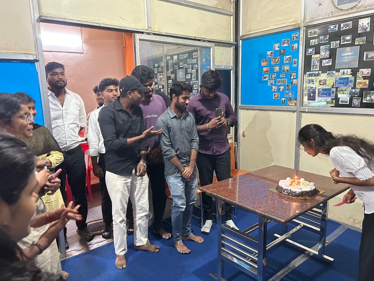 LITZTech's tweet image. 🎂 Happy Birthday, Mohana Priya! 🎉

Wishing our wonderful team member Mohana Priya a fantastic birthday filled with joy, success, and laughter! 💫