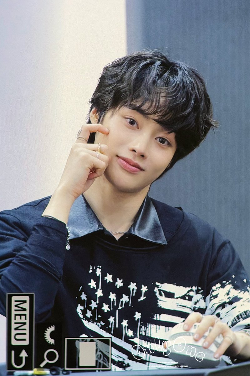 OnlyOne_HB's tweet image. 𝐏𝐫𝐞𝐯𝐢𝐞𝐰˚ 
251107

#템페스트 #TEMPEST #냥이뷰 
#한빈 #HANBIN #오늘의한빈이