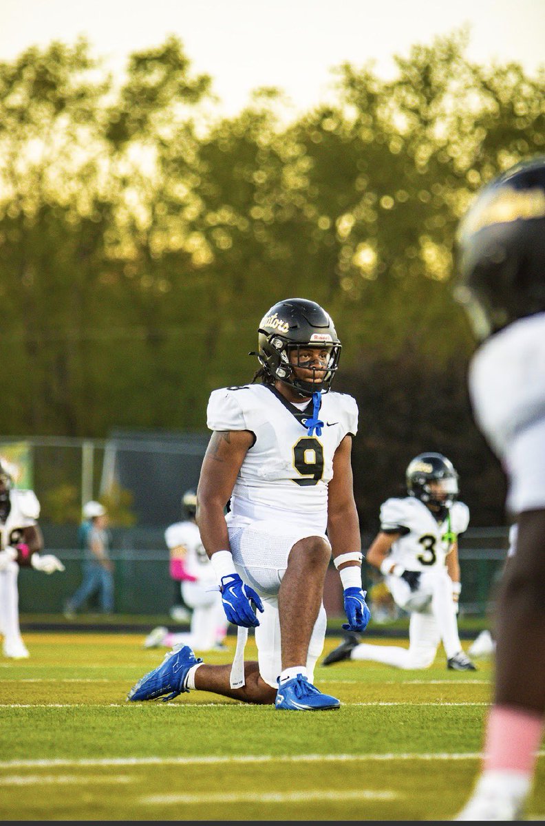 Kccarter_9ski's tweet image. Junior szn film check is out‼️‼️

@CoachDonHoll1 @coachivy1788 @DennisBiggs16 @TribLiveHSSN @PrepRedzonePA @WPIAL_Insider 

Film: hudl.com/v/2T9tTB