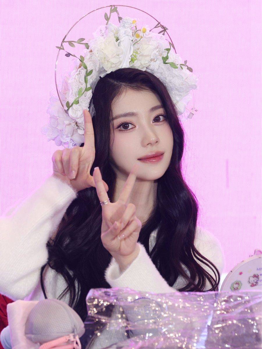 Neinei_Jo's tweet image. 251107 南京 Nordo 대면 팬싸　対面ファンサイン会

💐🌸🌺

#Kep1er #ケプラー #케플러
#XIAOTING #샤오팅 #션샤오팅 #심소정 #沈小婷 #シャオティン