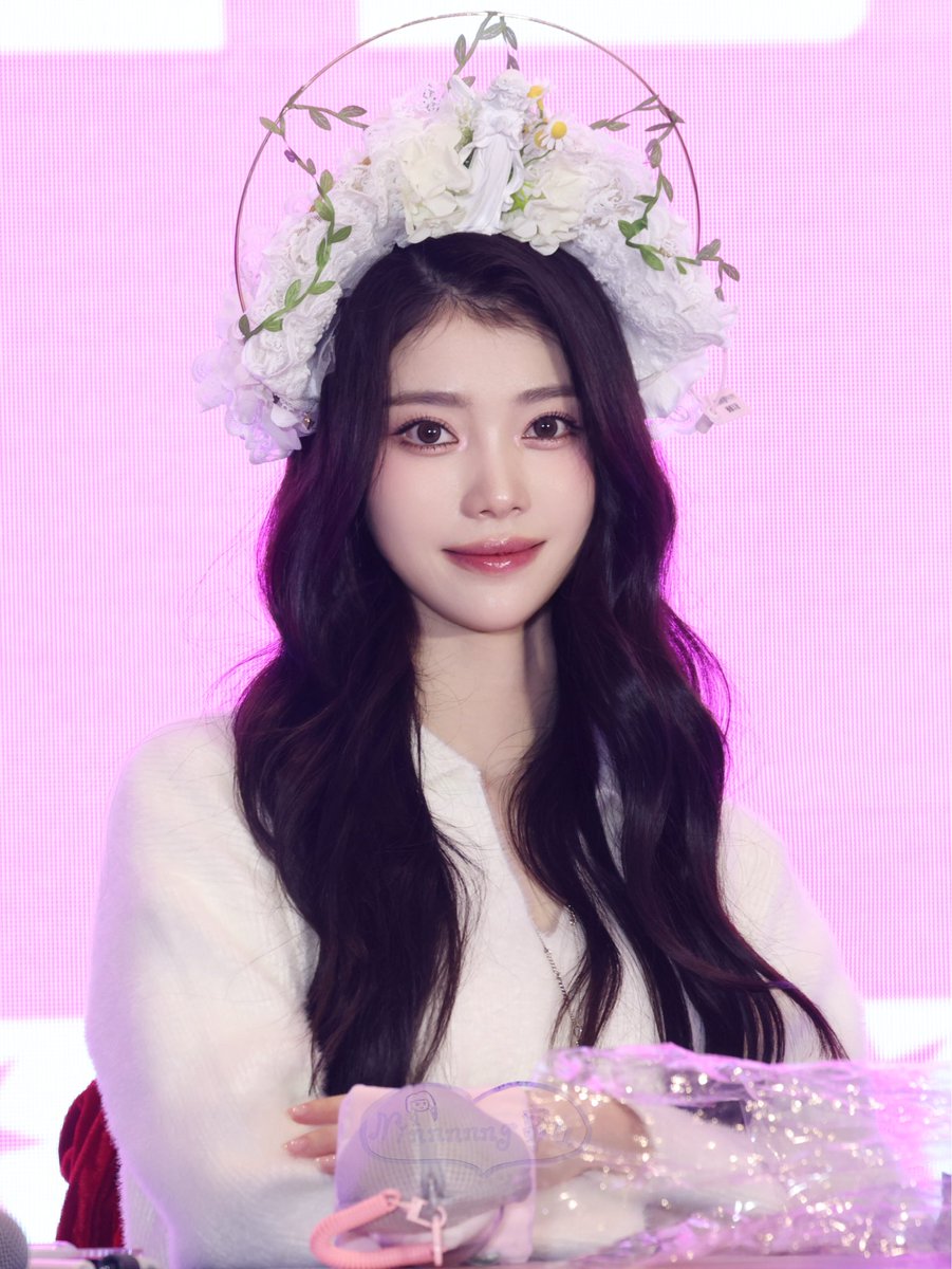 Neinei_Jo's tweet image. 251107 南京 Nordo 대면 팬싸　対面ファンサイン会

💐🌸🌺

#Kep1er #ケプラー #케플러
#XIAOTING #샤오팅 #션샤오팅 #심소정 #沈小婷 #シャオティン