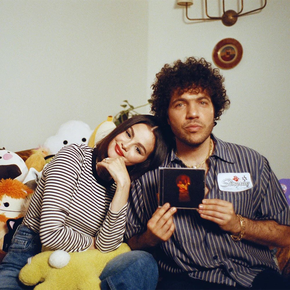 GomezSource's tweet image. Bluest Flame by Selena Gomez &amp;amp; benny blanco is nominated for Best Dance Pop Recording #GRAMMYs