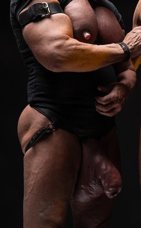 Big Dick in Side shot