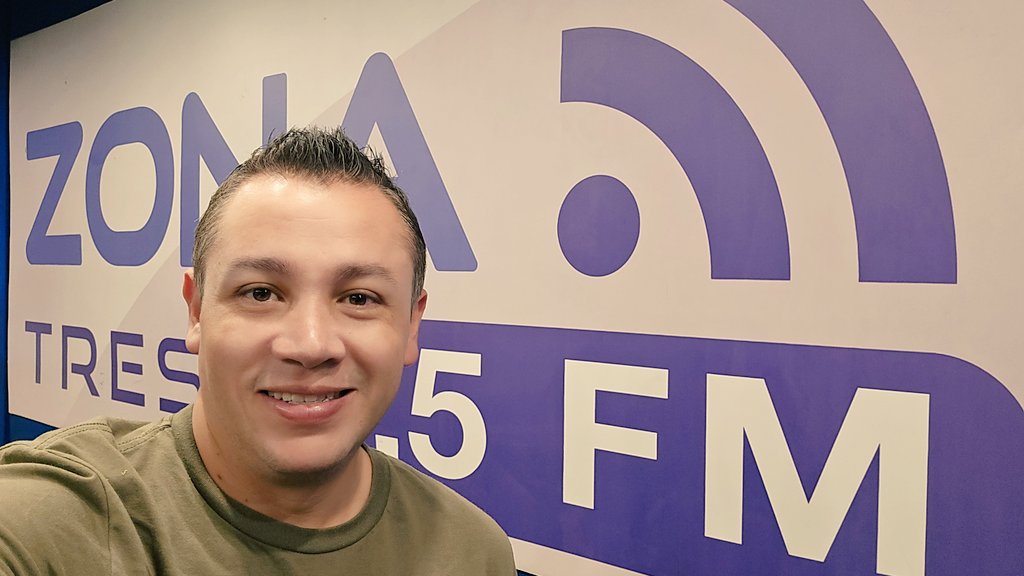 💥 #Detonadores es tiempo de liberar endorfina, dopamina y serotonina ‼️

#️⃣ Participen con el hashtag 👇 
#FinDeSemanaPara...

🔴 AL AIRE #ZONAdeConexión ▶️ @ZONA3Noticias 📻🎶🔌
⌚️ 10 a 11AM
#ZONA3Música 🎶