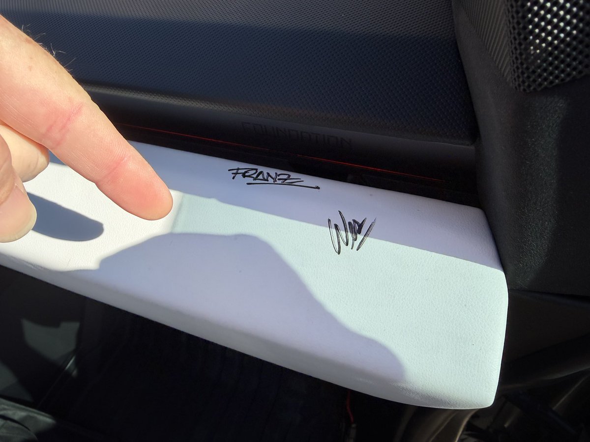 Bearded Tesla tweet media