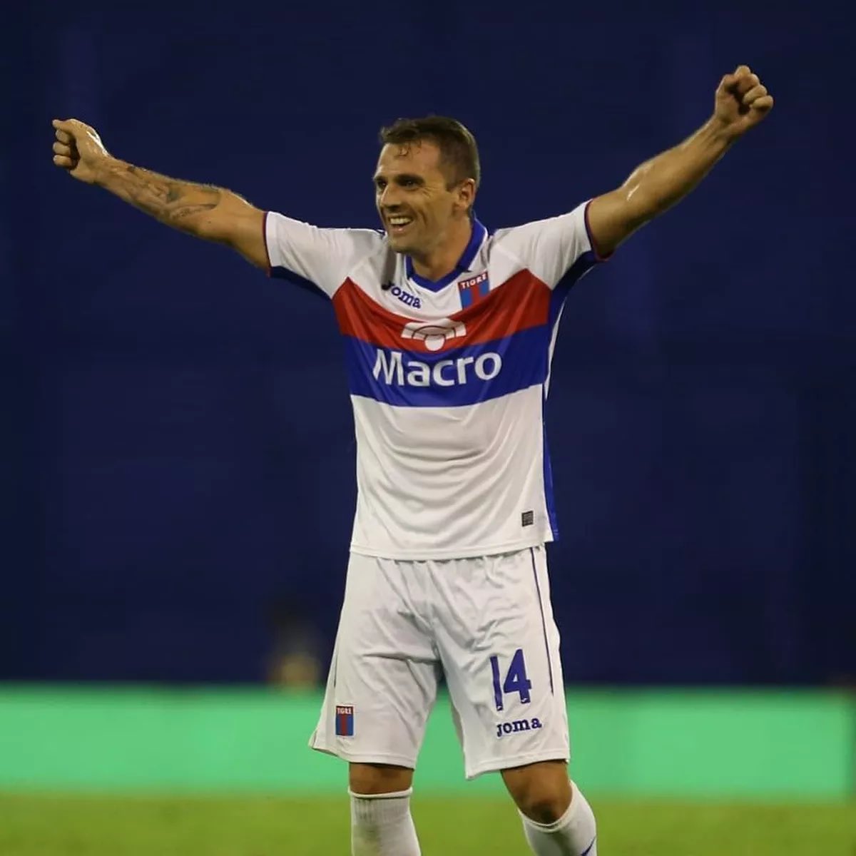 Con la 14 empezó una linda historia! 🐯💙❤️