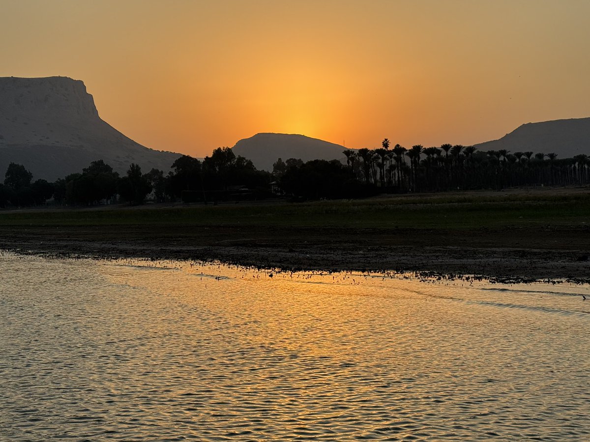 Israel-Reise, Tag 5: Von Jerusalem hinab nach Jericho und durchs Jordantal hinauf an den See Genezareth - mit 212 m unter dem Meeresspiegel der tiefstgelegene Süsswassersee der Erde! Unser Hotel liegt direkt am Wasser - zum Abschluss gab’s noch einen ersten Schwumm im Abendlicht.