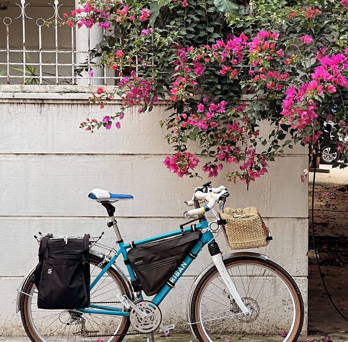 "Bicycle in blues and whites" 
photo by @tarunnphotographer