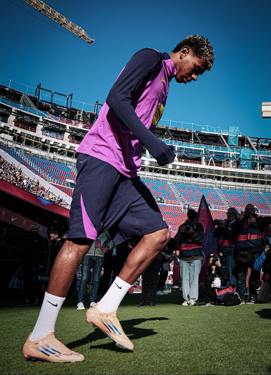 theBarcaPosts's tweet photo. 𝐋𝐘𝟏𝟎. https://t.co/BflimguFAi