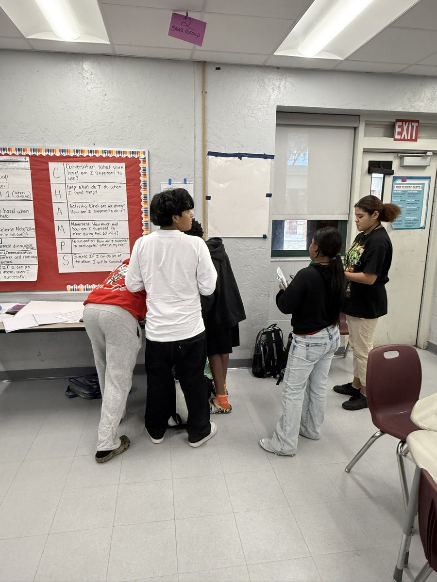 LWMSWarriors's tweet image. 7th grade mathematicians in Mr. Bureau’s class are putting their problem-solving skills to the test! 🧠✨ Working together, thinking fast, and racing to see which team can come out on top! 🔢🏆 #MathMasters #TeamworkInAction 

@CaelethiaTaylor @AP_Makowski @LaquandraGolf…