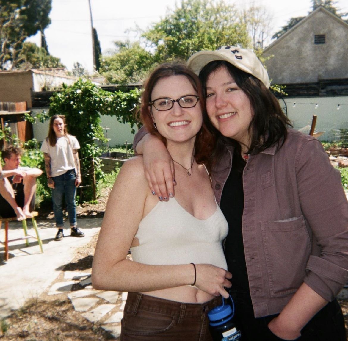 AFRA1DOFHE1GHTS's tweet image. my grammys losers ❤️